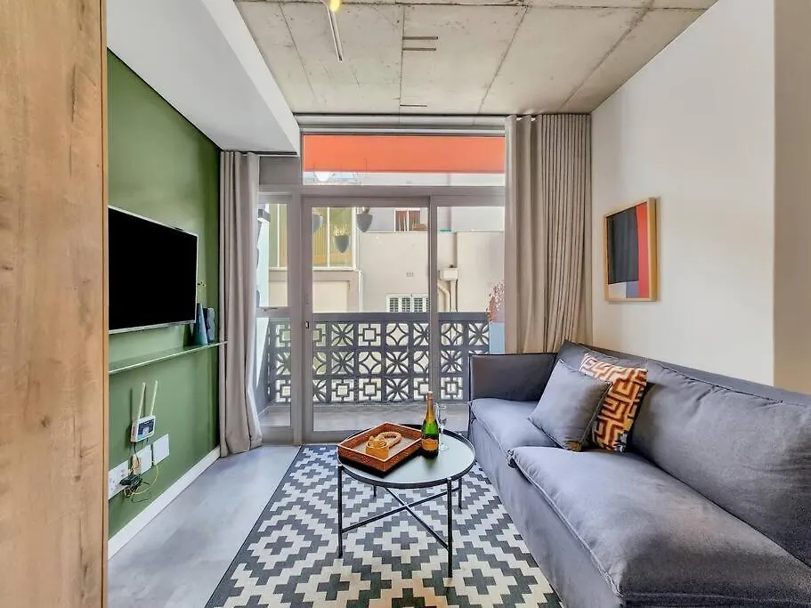 Secure Elegant Apartment Near Sea Point Kapstadt 0*,  Südafrika